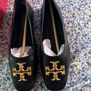 Tory Burch Perfect Black and Gold Flats